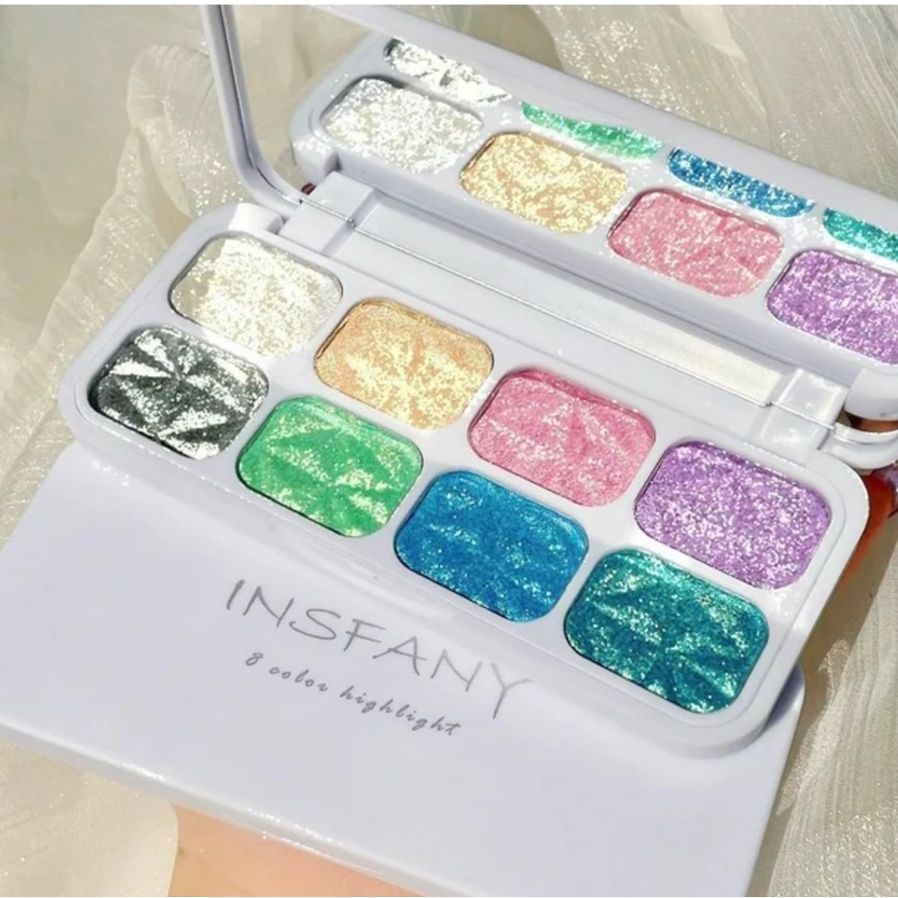 ❤️⭐ 8-Color Eyeshadow Palette - Vibrant Shades - Picture 3 of 5